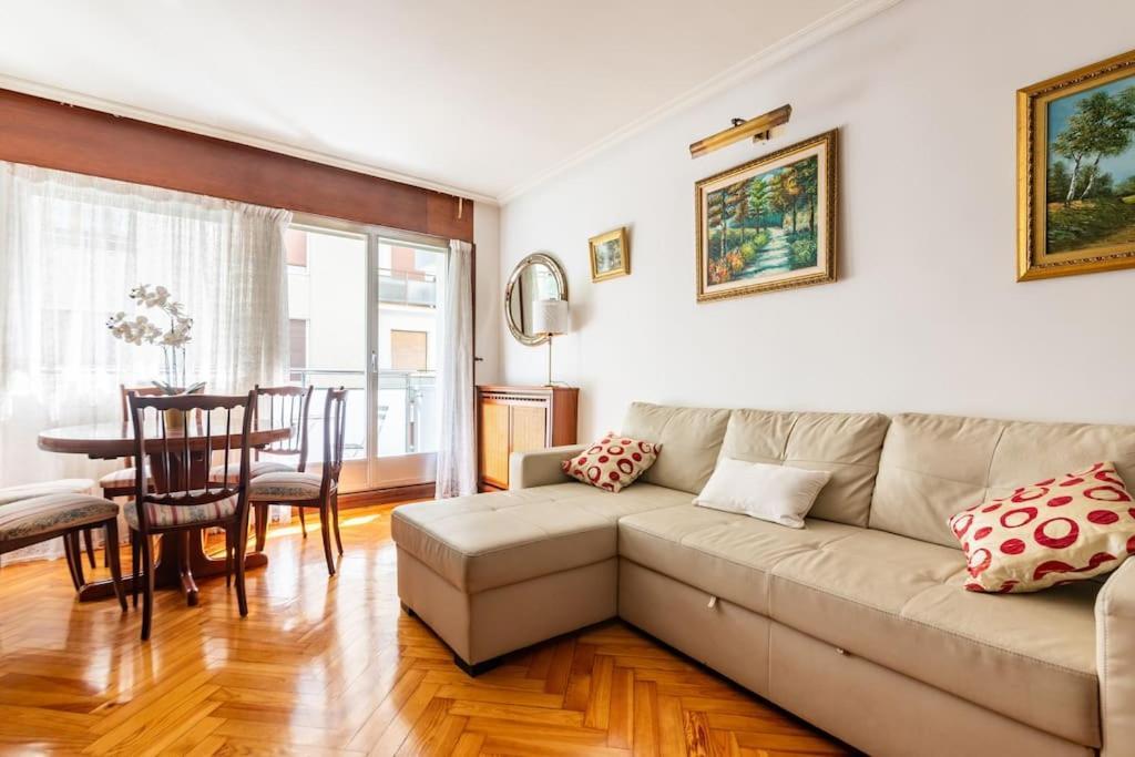 סן סבסטיאן Terraza Playa Y Calle Peatonal Ess03377 מראה חיצוני תמונה