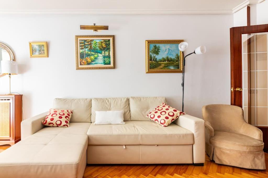 סן סבסטיאן Terraza Playa Y Calle Peatonal Ess03377 מראה חיצוני תמונה